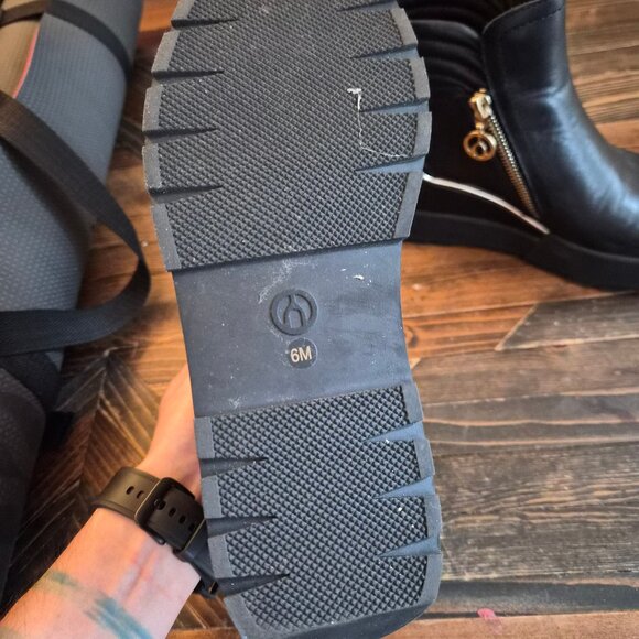 Wishbone ankle boots - Picture 4 of 4